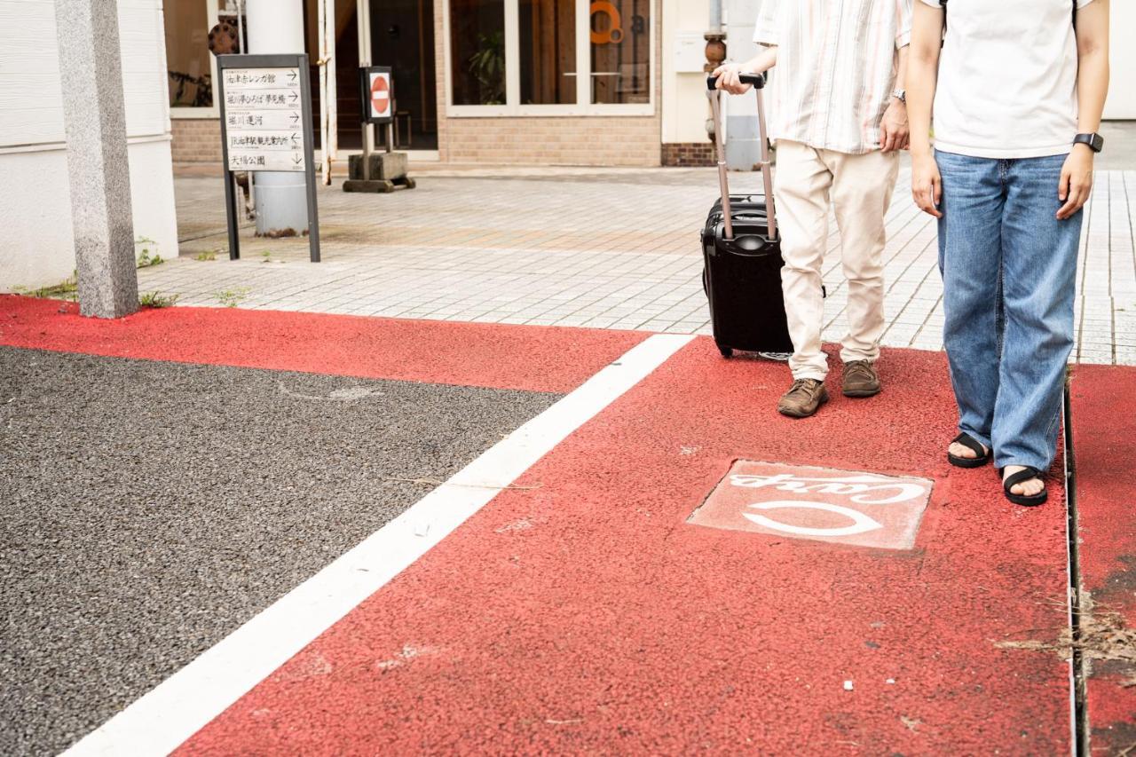 ファン！- アブラツ - スポーツバー&ホステル 日南市 エクステリア 写真