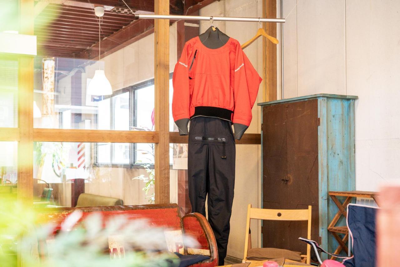 ファン！- アブラツ - スポーツバー&ホステル 日南市 エクステリア 写真